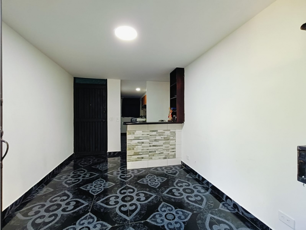 Apartamento en Venta Sector Calasania Parte Alta Medellín - 3