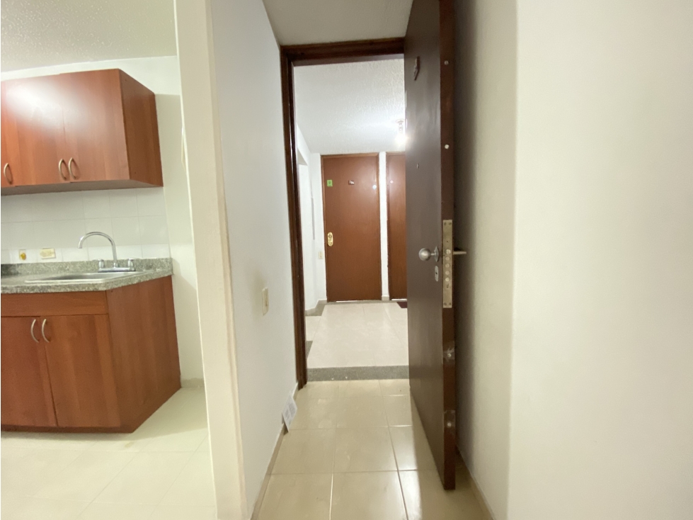 MAZUREN apartamento venta 3H 2 parqueaderos — foto 4