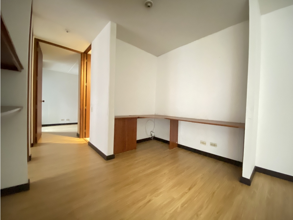MAZUREN apartamento venta 3H 2 parqueaderos — foto 3