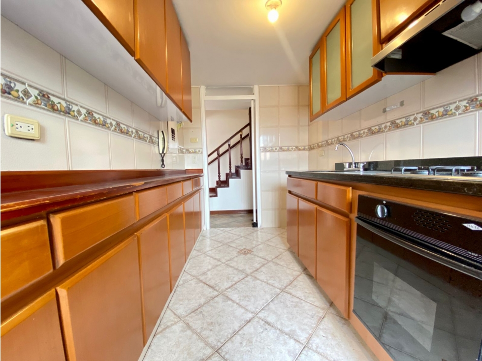 APTO DUPLEX NIZA - 3H conjunto cerrado — foto 6