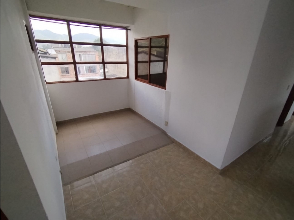 APARTAMENTO EN RENTA PISO 5 CENTRO DE PEREIRA