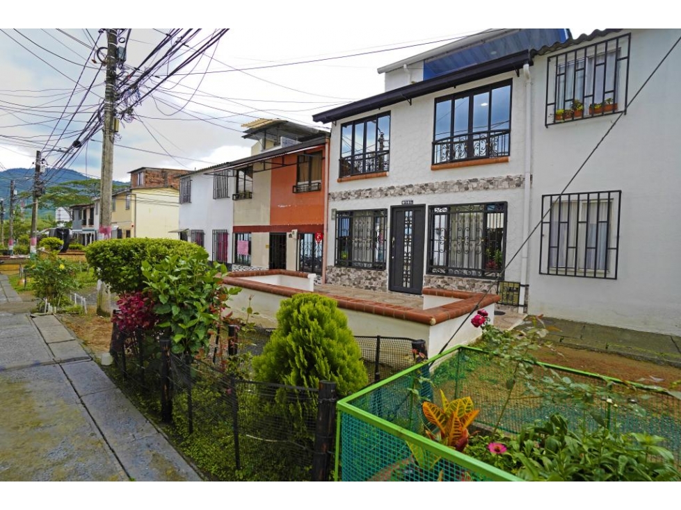 CASA EN VENTA LLANO AZUL DOSQUEBRADAS — foto 3