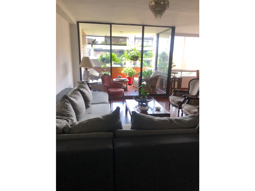 VENTA DE HERMOSO APARTAMENTO EN SECTOR VIZCAYA CCZ