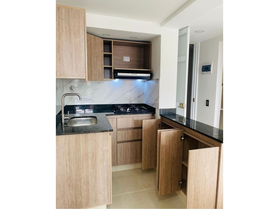 VENTA DE MODERNO Y HERMOSO APARTAMENTO EN ROBLEDO LAA
