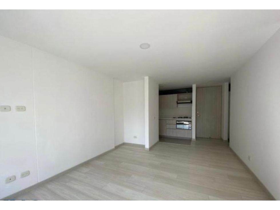 VENTA DE HERMOSO APARTAMENTO EN EL RETIRO MEL — foto 2