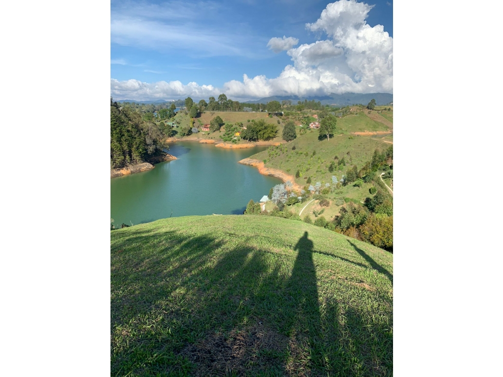 VENTA DE HERMOSO LOTE EN EL PEÑOL CON VISTA A LA REPRESA CCZ - 5