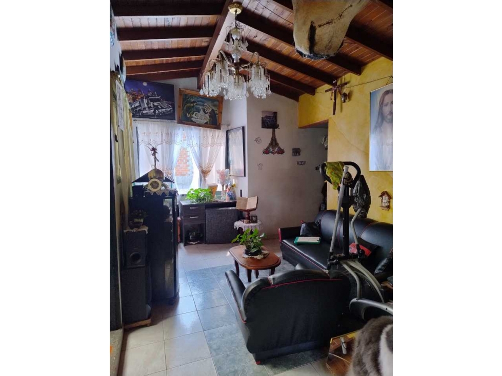 SE VENDE APTO GUARNE, ANT.PROPIEDAD HORIZONTAL 3 PISO POR ESCALAS - 6
