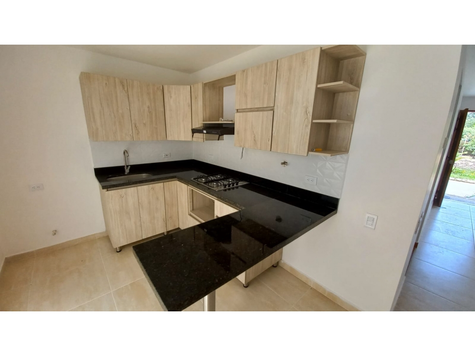 CASA EN VENTA EN LA CEJA PARA ESTRENAR