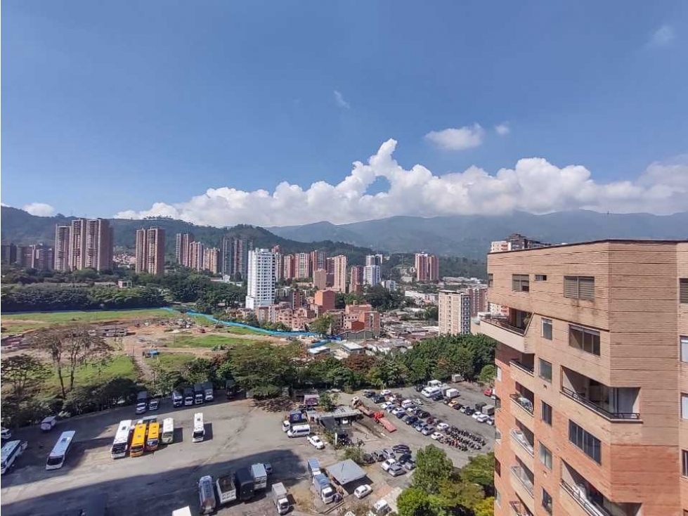 PENTHOUSE EN VENTA EN SABANETA