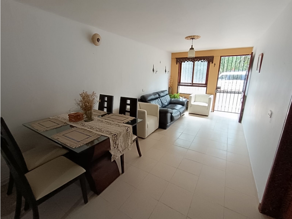 CASA UNIFAMILIAR EN VENTA EN LA CEJA — foto 2