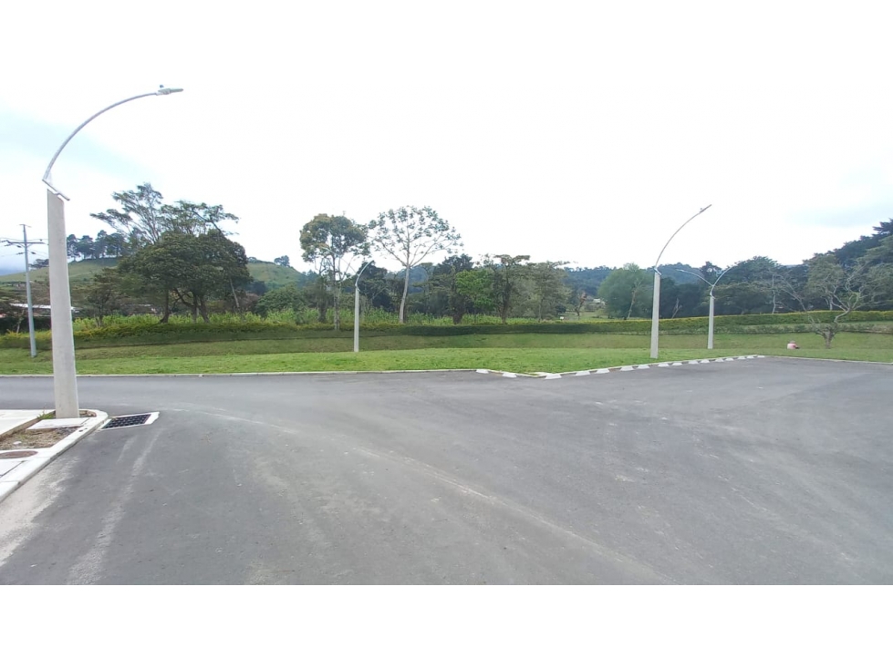 LOTE UNIDAD ABIERTA EN VENTA LA CEJA