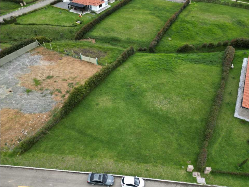 SE VENDE LOTE EN UNIDAD CERRADA EN LA CEJA — foto 2