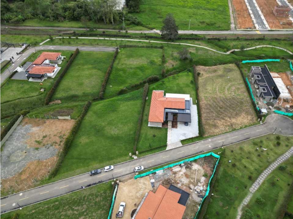 SE VENDE LOTE EN UNIDAD CERRADA EN LA CEJA — foto 4
