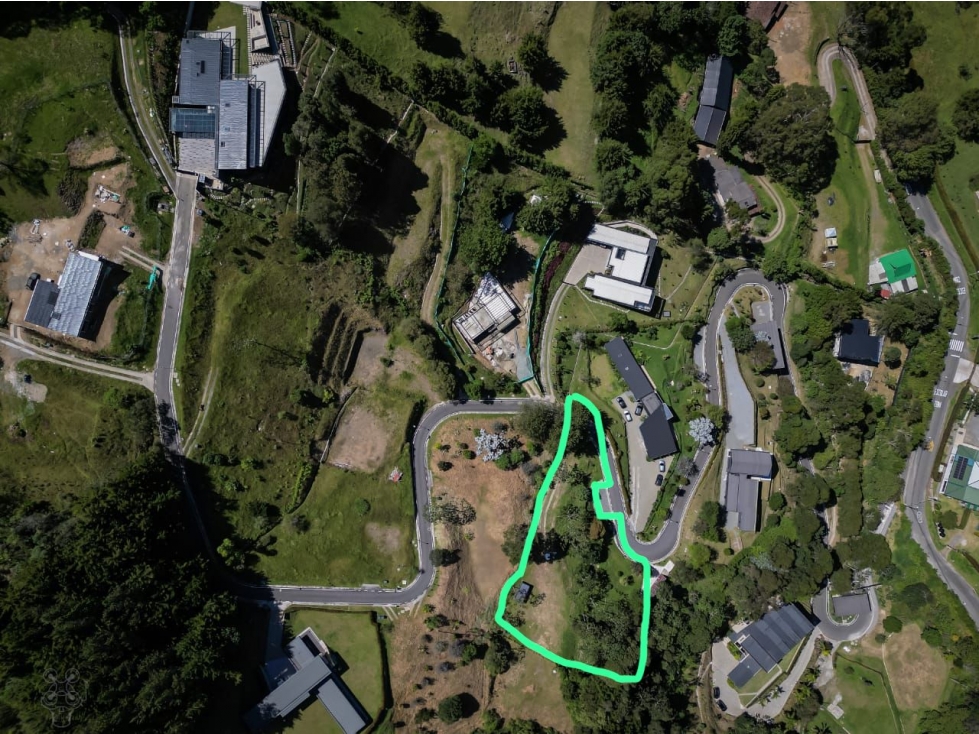 LOTE EN ENVIGADO UNIDAD CERRADA - LOMA EL ESCOBERO — foto 2