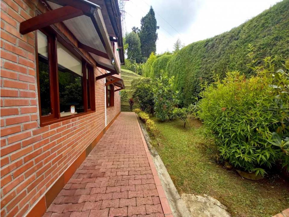 CASA CAMPESTRE EN VENTA EN GUARNE, A SOLO 10 MINUTOS DEL AEROPUERTO — foto 3