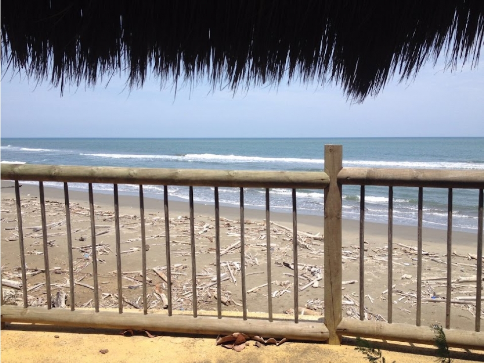 CARTAGENA PUNTA CANOA VENDO LOTE VIA -BARRANQUILLA — foto 2