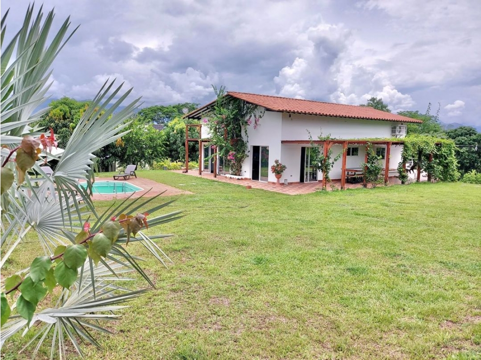 Vendo finca en Sopetran en unidad cerrada