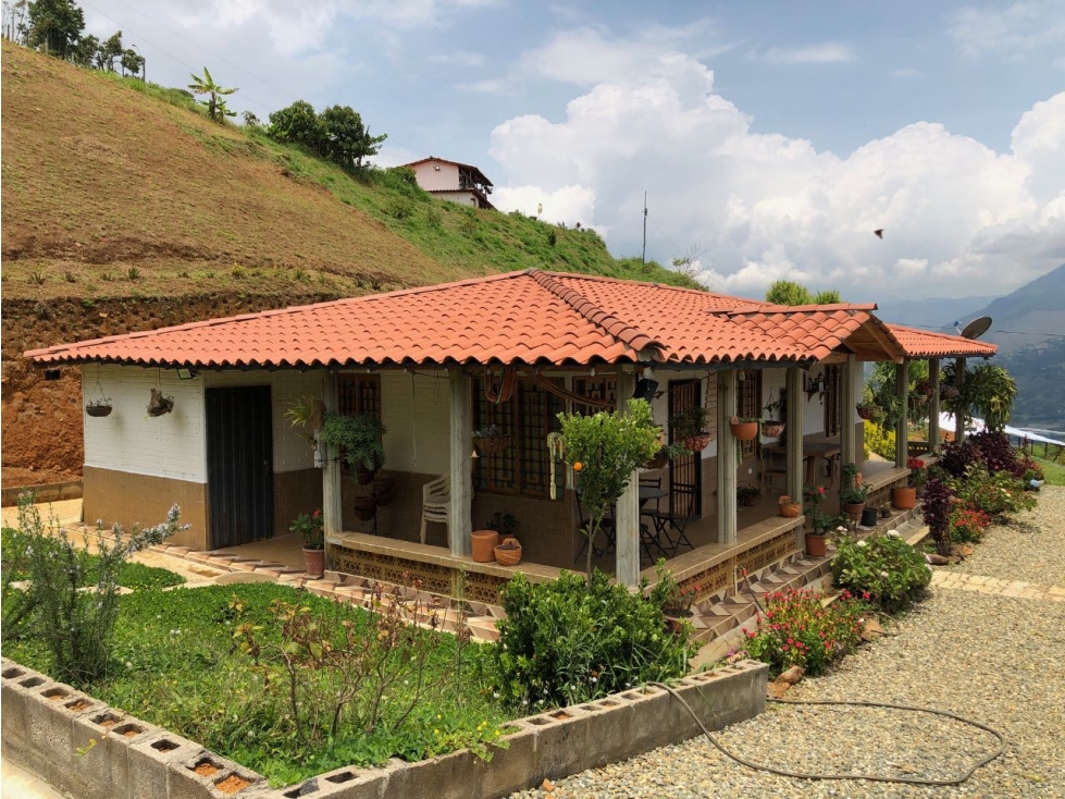 VENTA/ CAMBIO FINCA COPACABANA, VEREDA PEÑOLCITO