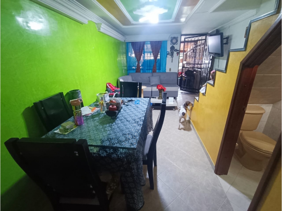 CASA EN VENTA EN BELLO BARRIO FLORIDA. !PRIMER PISO! - 4