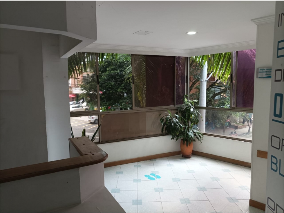 VENTA DE LOCAL COMERCIAL EN ENVIGADO BARRIO EL DORADO - 3