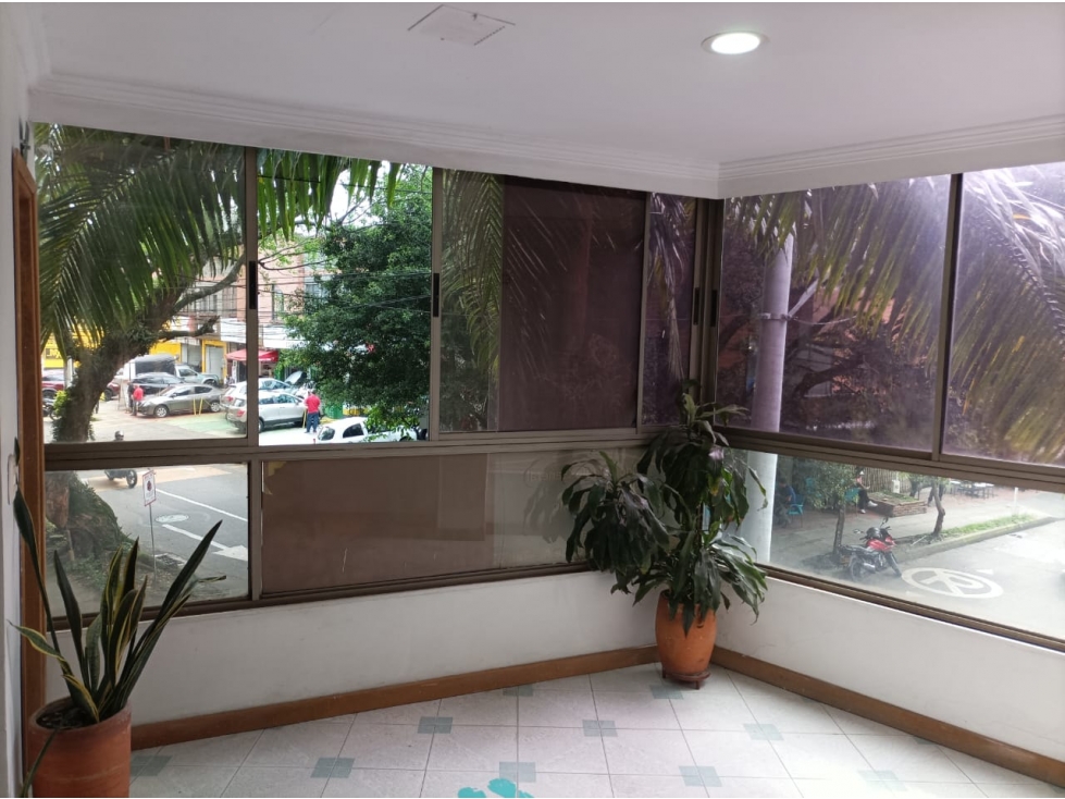 VENTA DE LOCAL COMERCIAL EN ENVIGADO BARRIO EL DORADO - 5