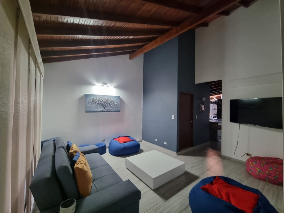 APARTAMENTO EN VENTA EN LAURELES, LA ALMERIA — foto 3