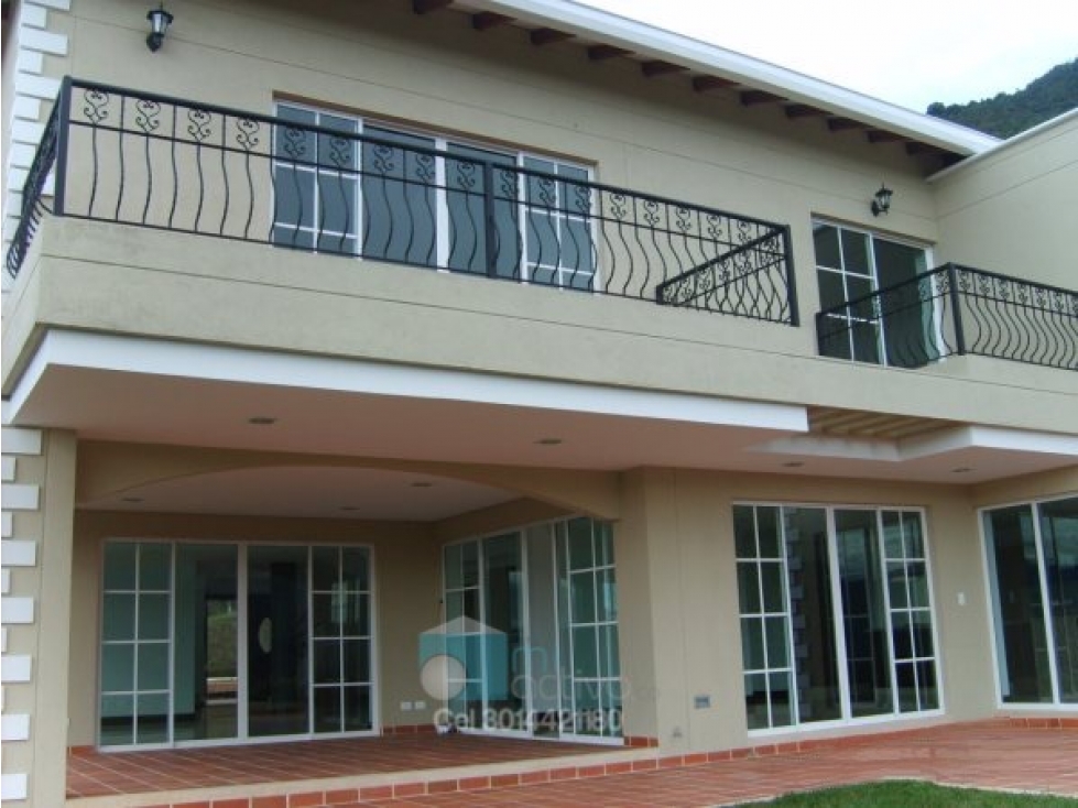 VENTA CASA CAMPESTRE EN EL ESCOBERO, ENVIGADO — foto 3