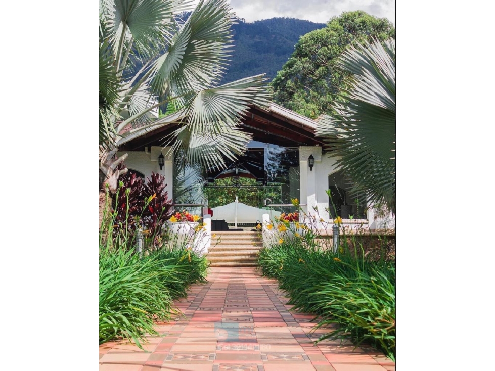 VENTA CASA CAMPESTRE EN LAS PALMAS, POBLADO, MEDELLIN — foto 2