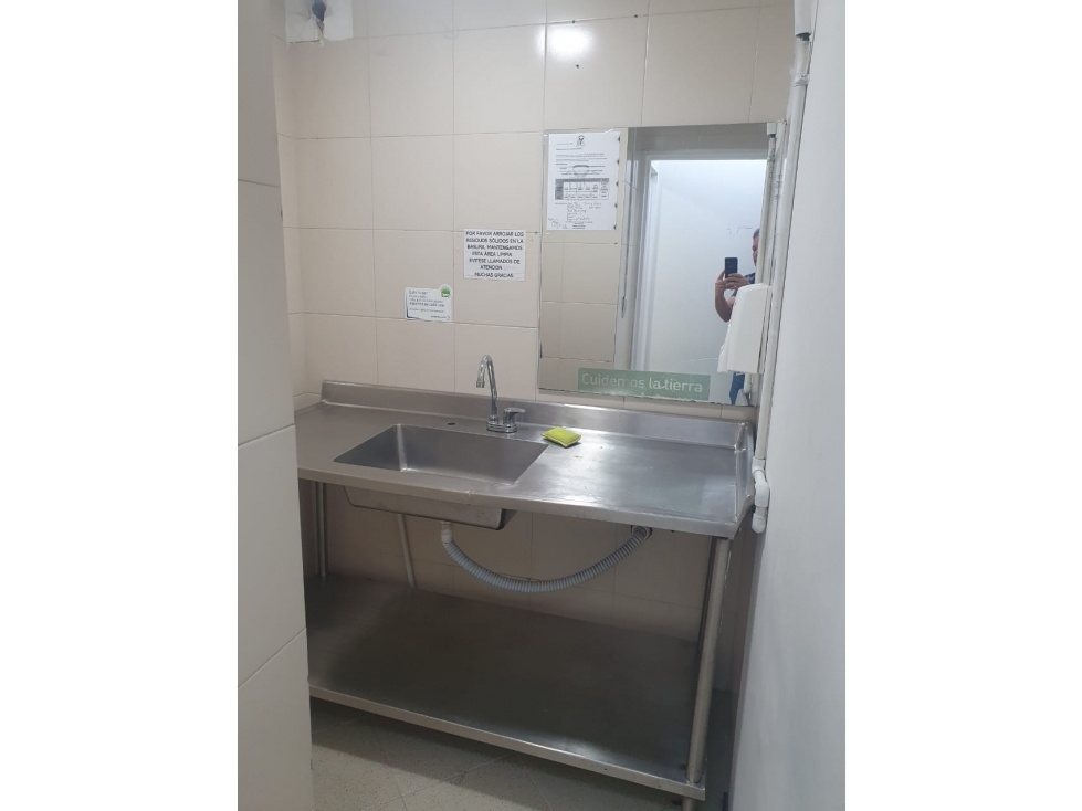 LOCAL COMERCIAL EN ITAGUI, CENTRO DE LA MODA — foto 6