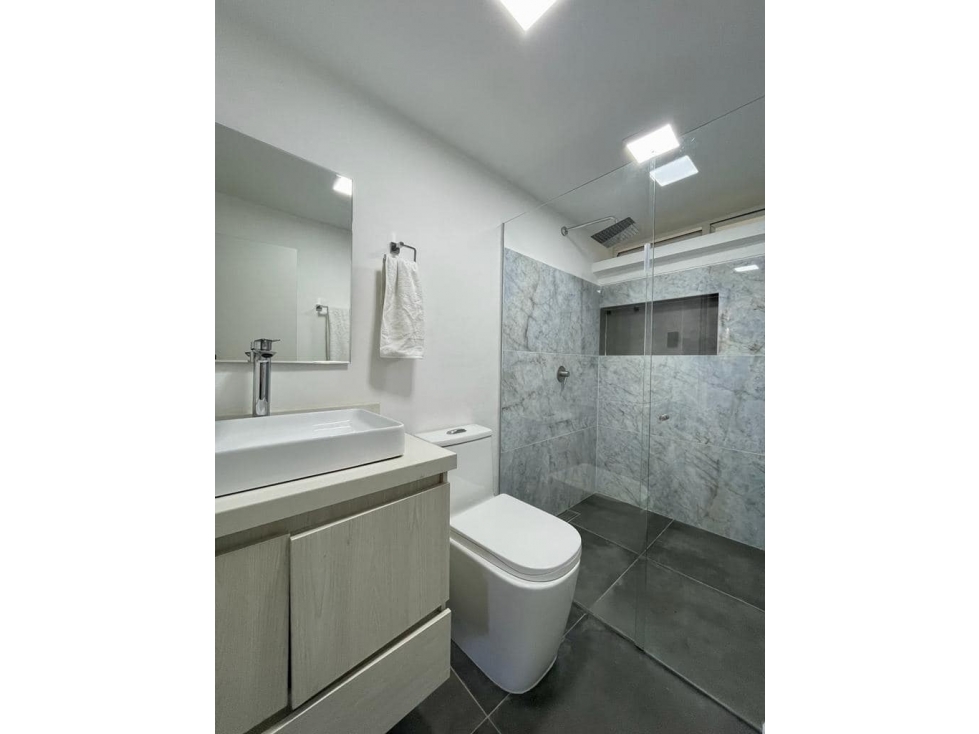 VENTA APARTAMENTO EN AVENIDA EL POBLADO — foto 4