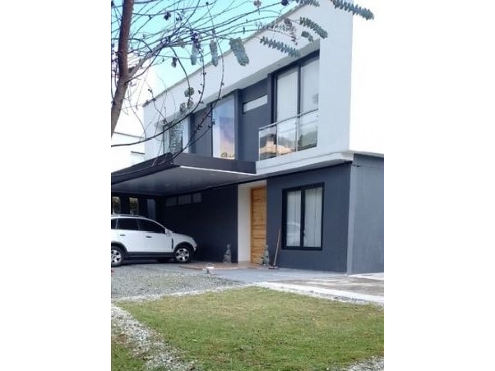 VENTA CASA CAMPESTRE EN ALTO DEL ESCOBERO, ENVIGADO