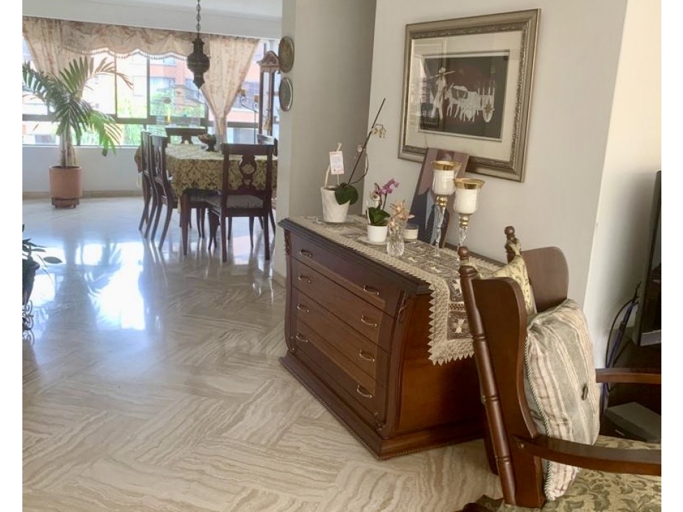Vendo Apartamento Poblado La Tomatera, 4 habitaciones — foto 2