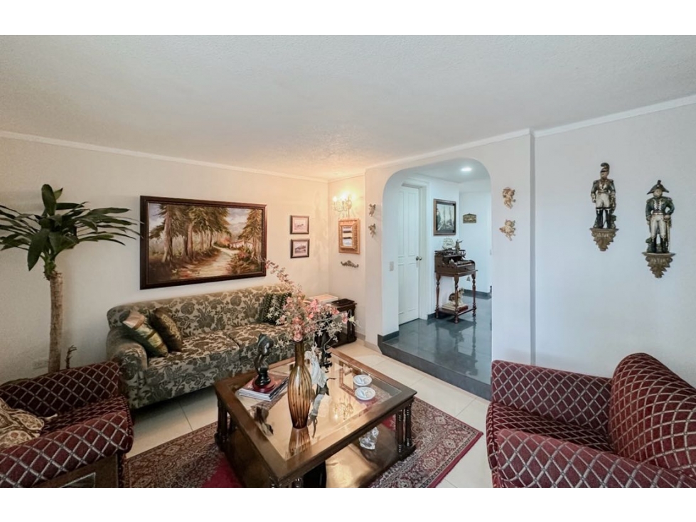 Vendo Casa esquinera Cedro Golf, 3 habitaciones y cuarto de servicio — foto 4