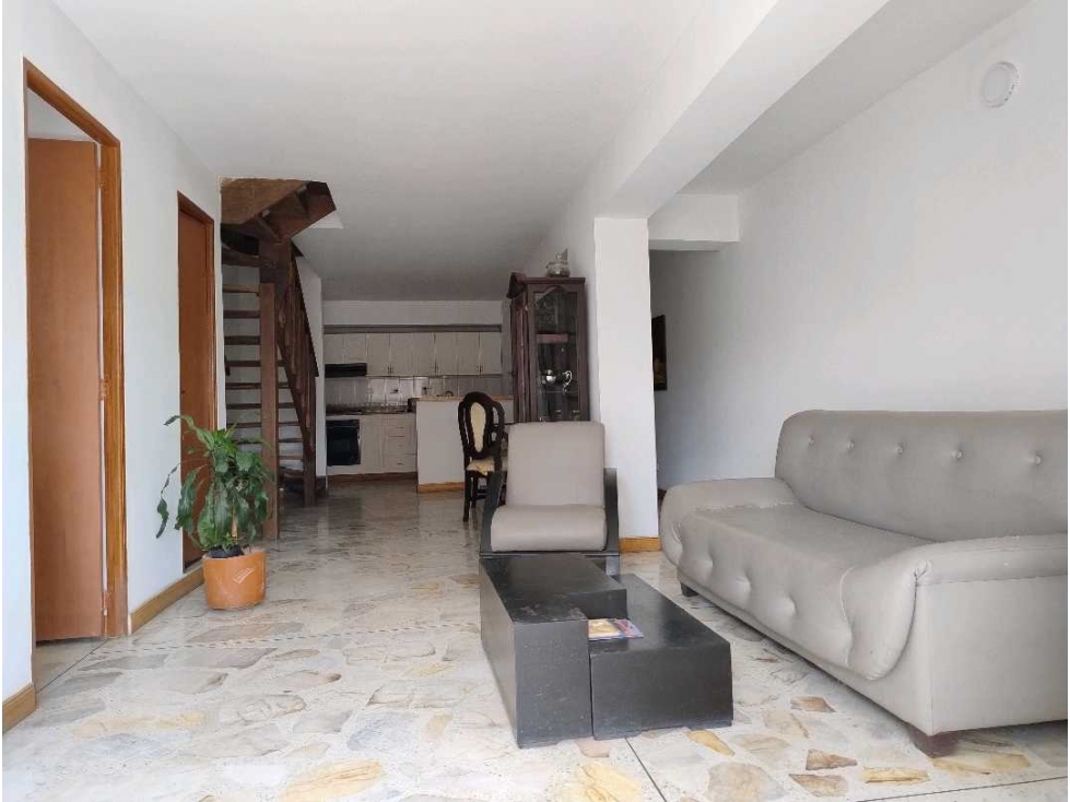 Venta de apartamento dúplex en Laureles, Medellín, piso 8