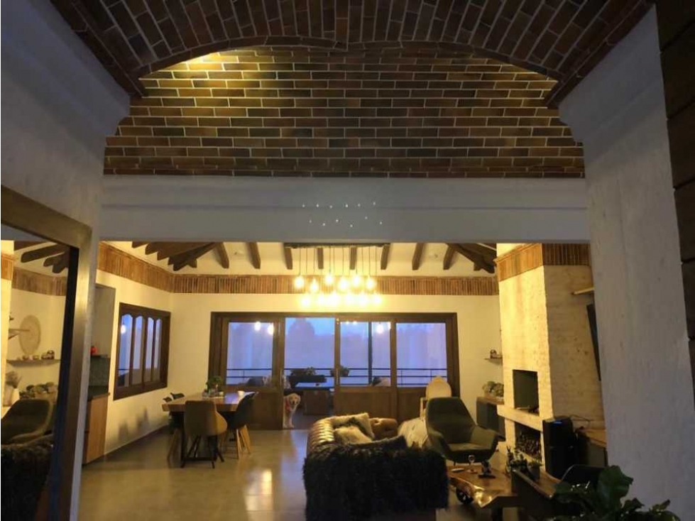 Venta de casa moderna para estrenar en San Antonio de Pereira