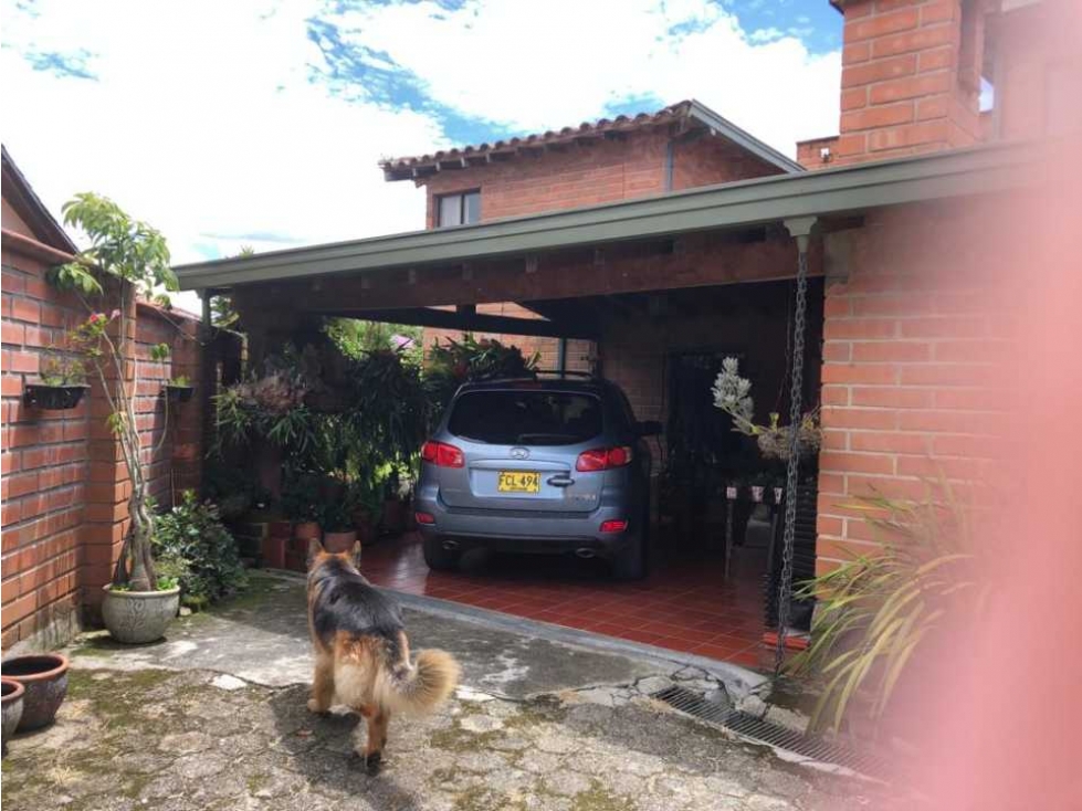 Venta de hermosa casa campestre estilo clásico y rústica en Rionegro — foto 2