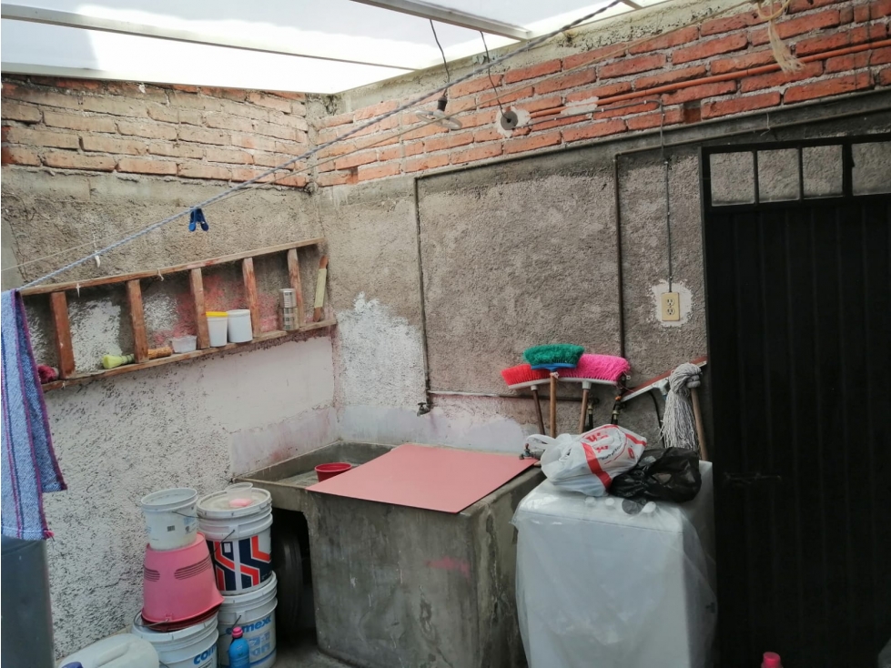 CASA SOBRE AV ACUEDUCTO OPORTUNIDAD COMERCIAL — foto 4