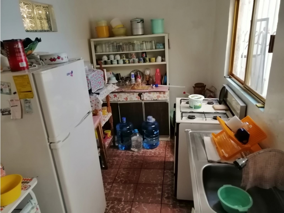CASA SOBRE AV ACUEDUCTO OPORTUNIDAD COMERCIAL — foto 5