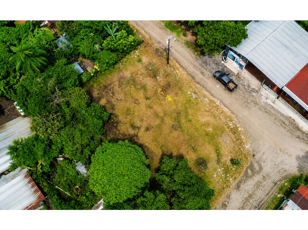 TERRENO EN VENTA ESQUINERO EN EL BARRIO FLOR DE PANTANO - 1