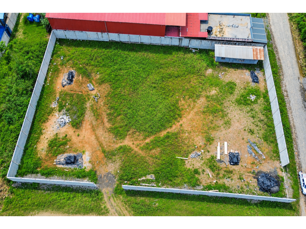 TERRENO EN VENTA EN FLOR DE ORIENTE, ZONA INDUSTRIAL