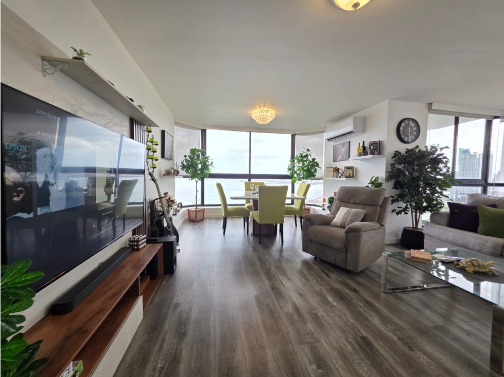 VENTA APARTAMENTO AV. BALBOA PH CORAL REEF