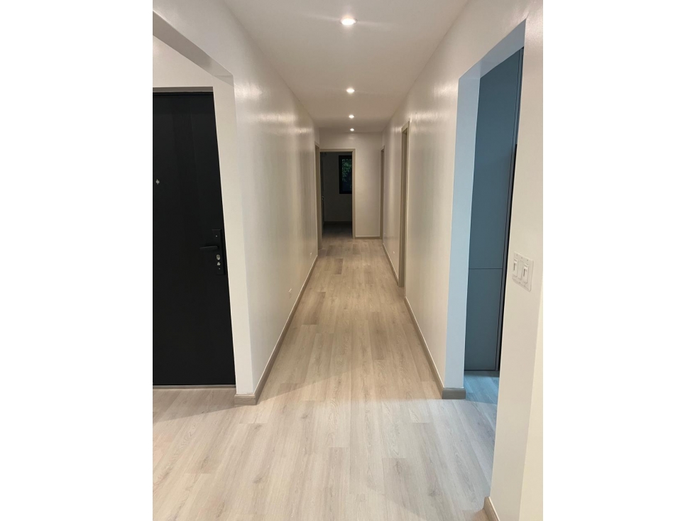 ALQUILER ANEXO COMERCIAL EN MARBELLA — foto 4