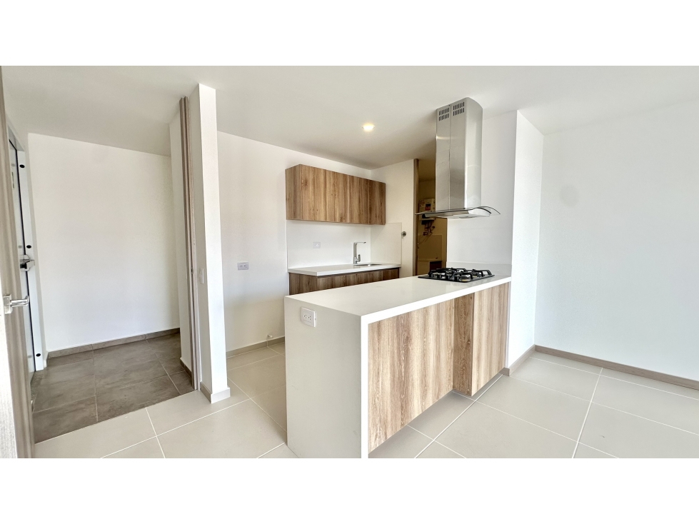 Apartamento en Arriendo, Ciudad del Río, Medellín.