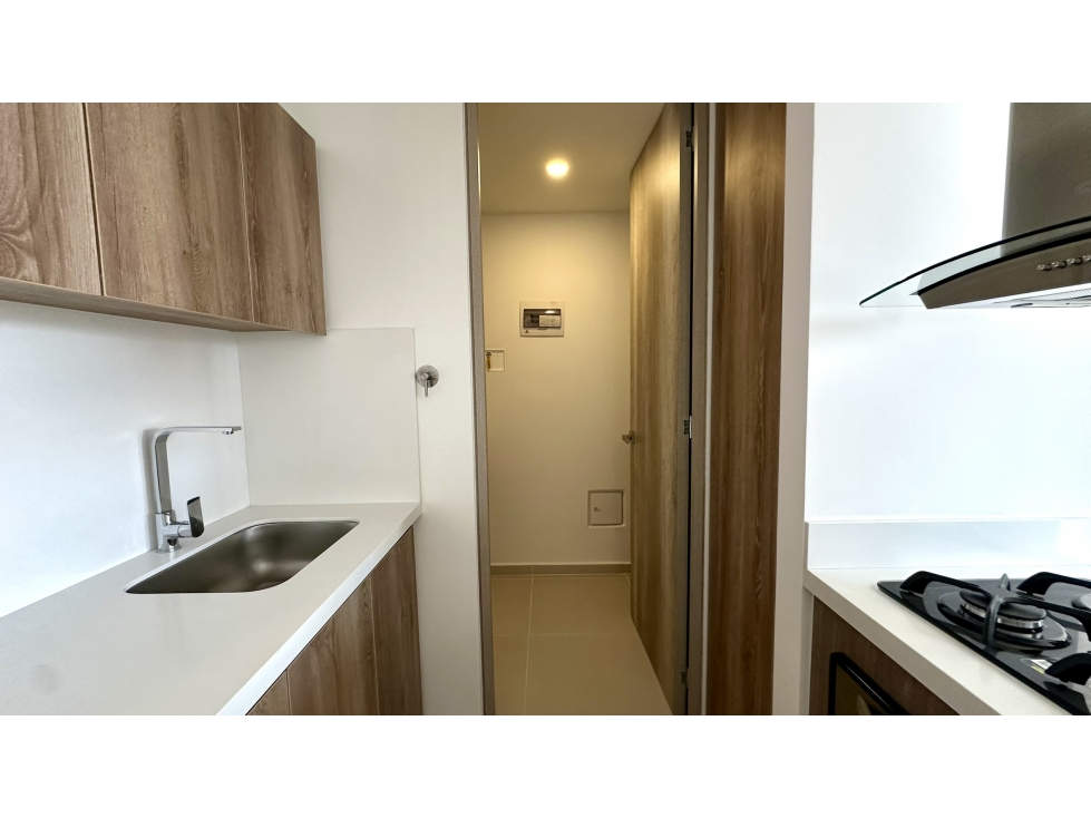 Apartamento en Arriendo, Ciudad del Río, Medellín. — foto 2