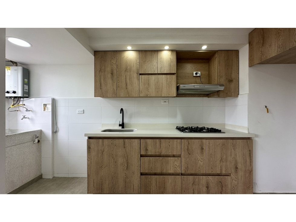 Apartamento en Venta. Alto del Medio, Rionegro. — foto 4