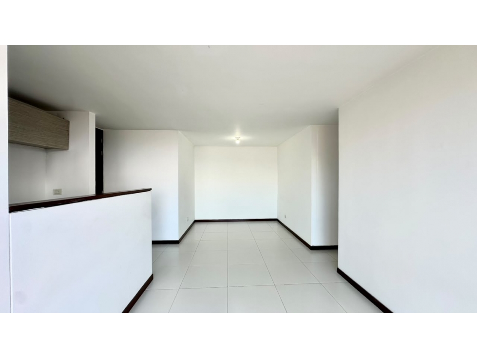 Apartamento en Arriendo. Loma del Barro. Envigado. — foto 3