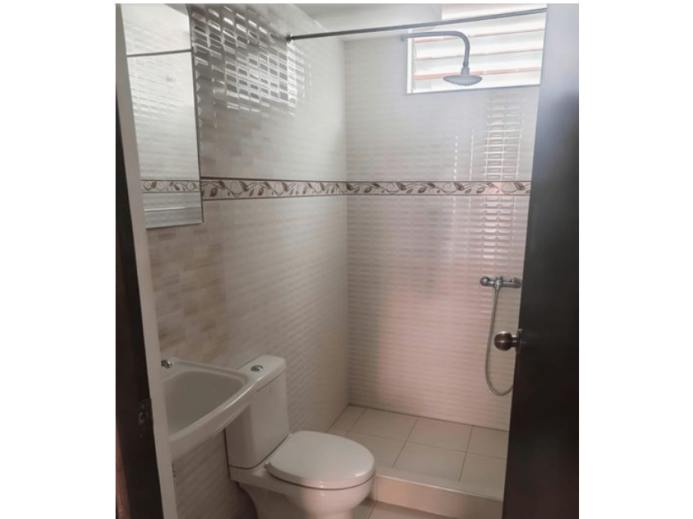 Apartamento con parqueadero en Rafael Uribe — foto 4