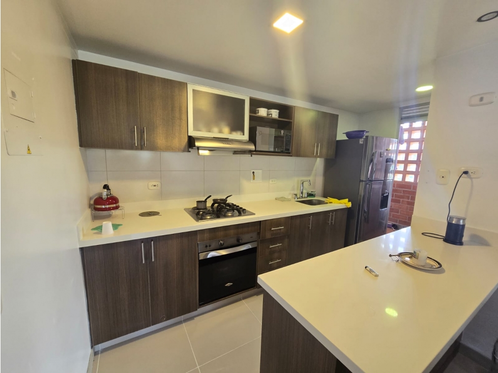Venta de Apartamento Loma San José en Sabaneta 84mts — foto 3