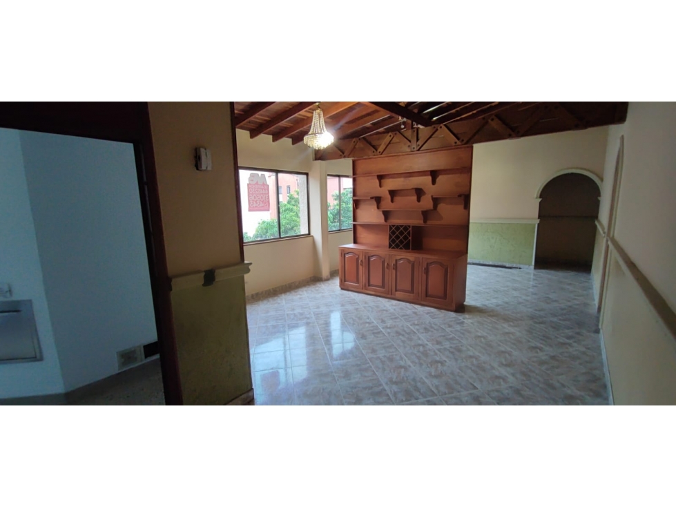 Venta de Apartamento Sector El Portal Envigado 150mts