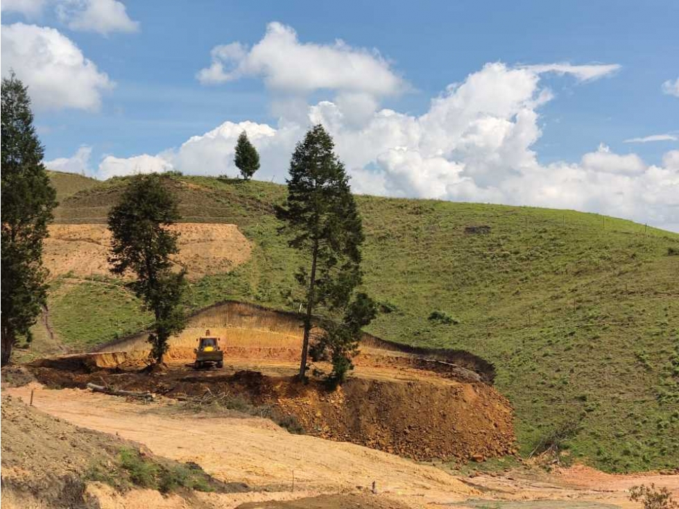 LOTES EN VENTA GUARNE CERCA DEL AEROPUERTO — foto 2